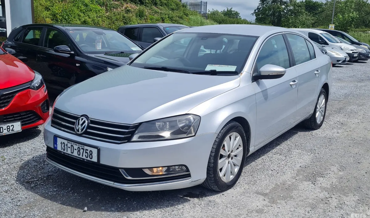 Volkswagen Passat Saloon, Diesel, 2013, Silver