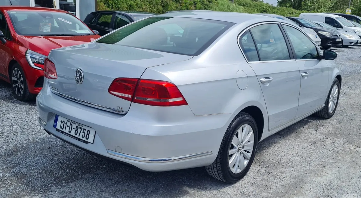 Volkswagen Passat Saloon, Diesel, 2013, Silver