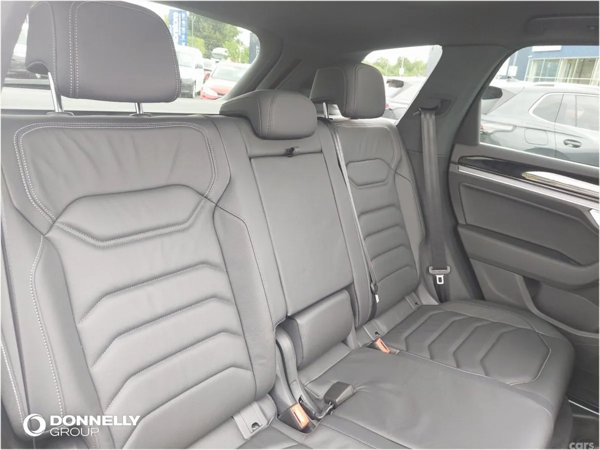 Volkswagen Touareg Estate, Diesel, 2026, Grey