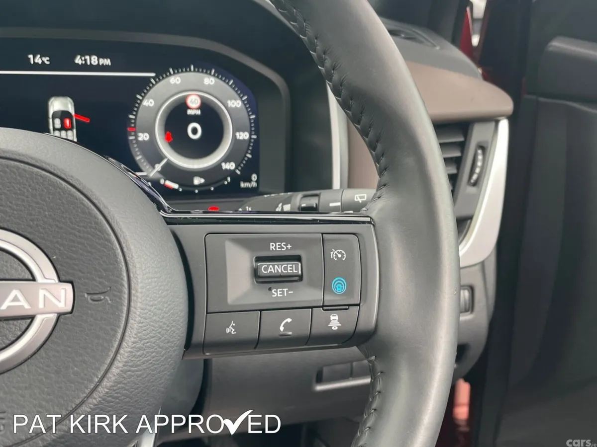 Nissan Qashqai Hatchback, Petrol, 2025, 