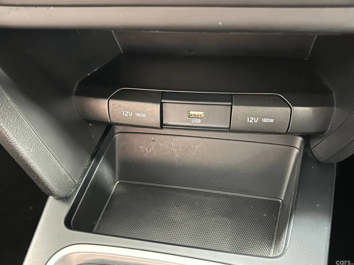 Kia XCeed Hatchback, Petrol, 2020, Black