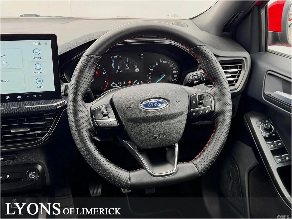 Ford Focus Hatchback, Petrol Hybrid, 2025, Red