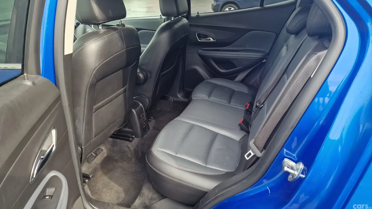 Vauxhall Mokka Hatchback, Diesel, 2016, Blue