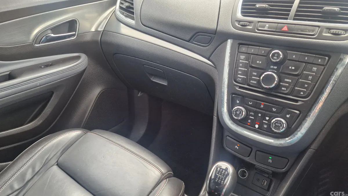 Vauxhall Mokka Hatchback, Diesel, 2016, Blue