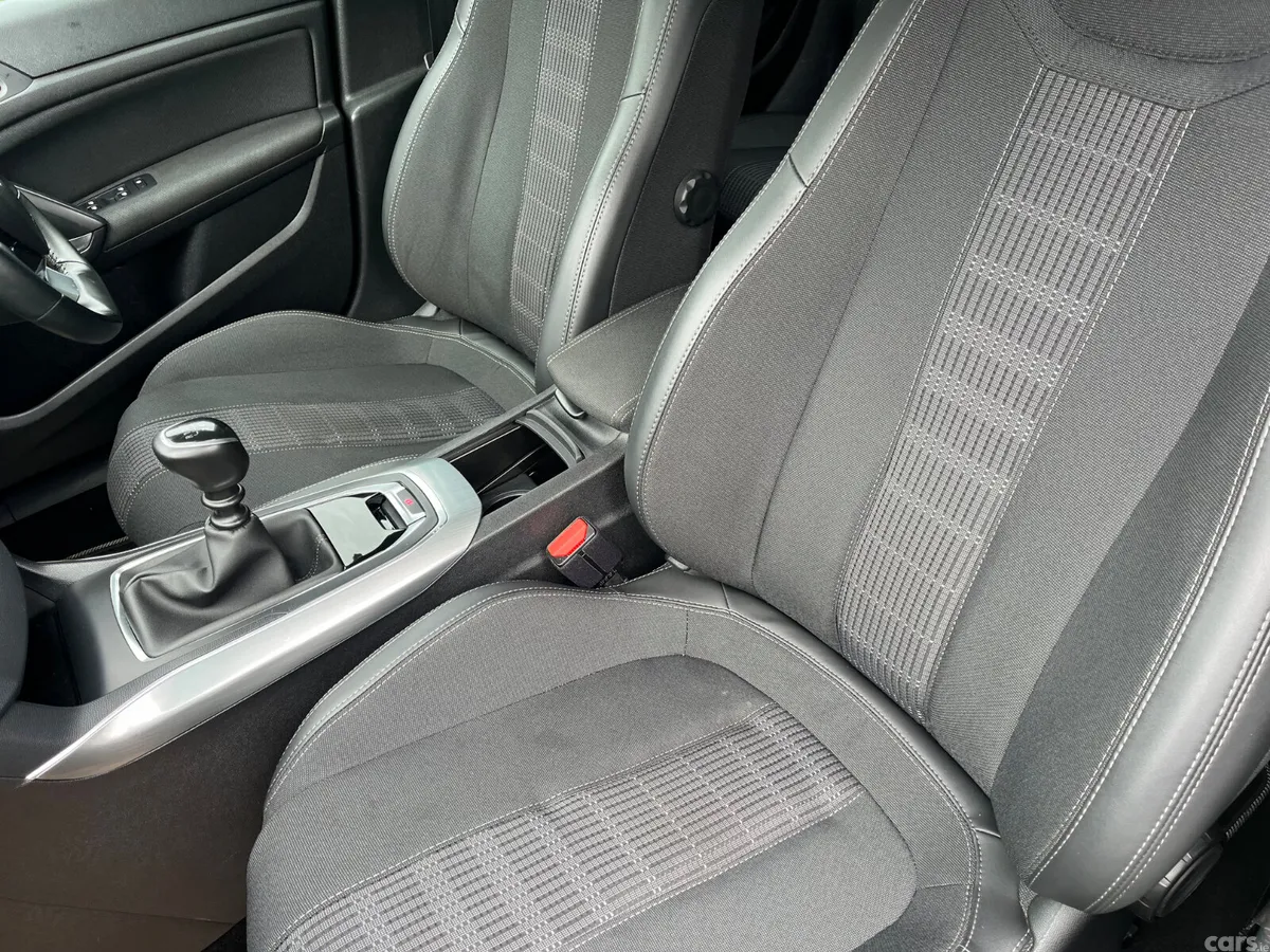 Peugeot 308 Estate, Diesel, 2021, Black