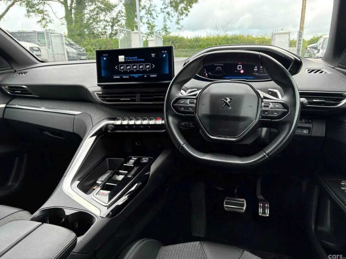Peugeot 5008 MPV, Diesel, 2023, Blue