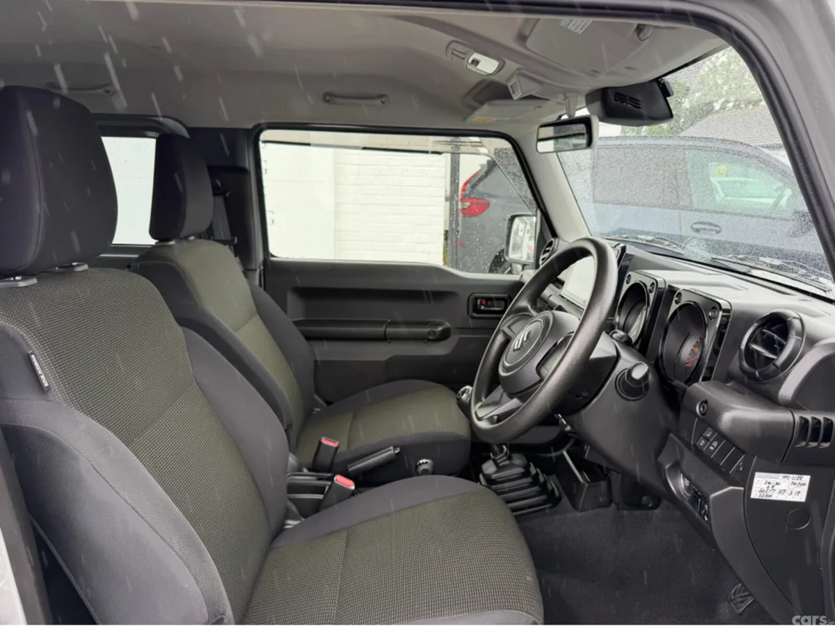 Suzuki Jimny MPV, Petrol, 2023, Grey