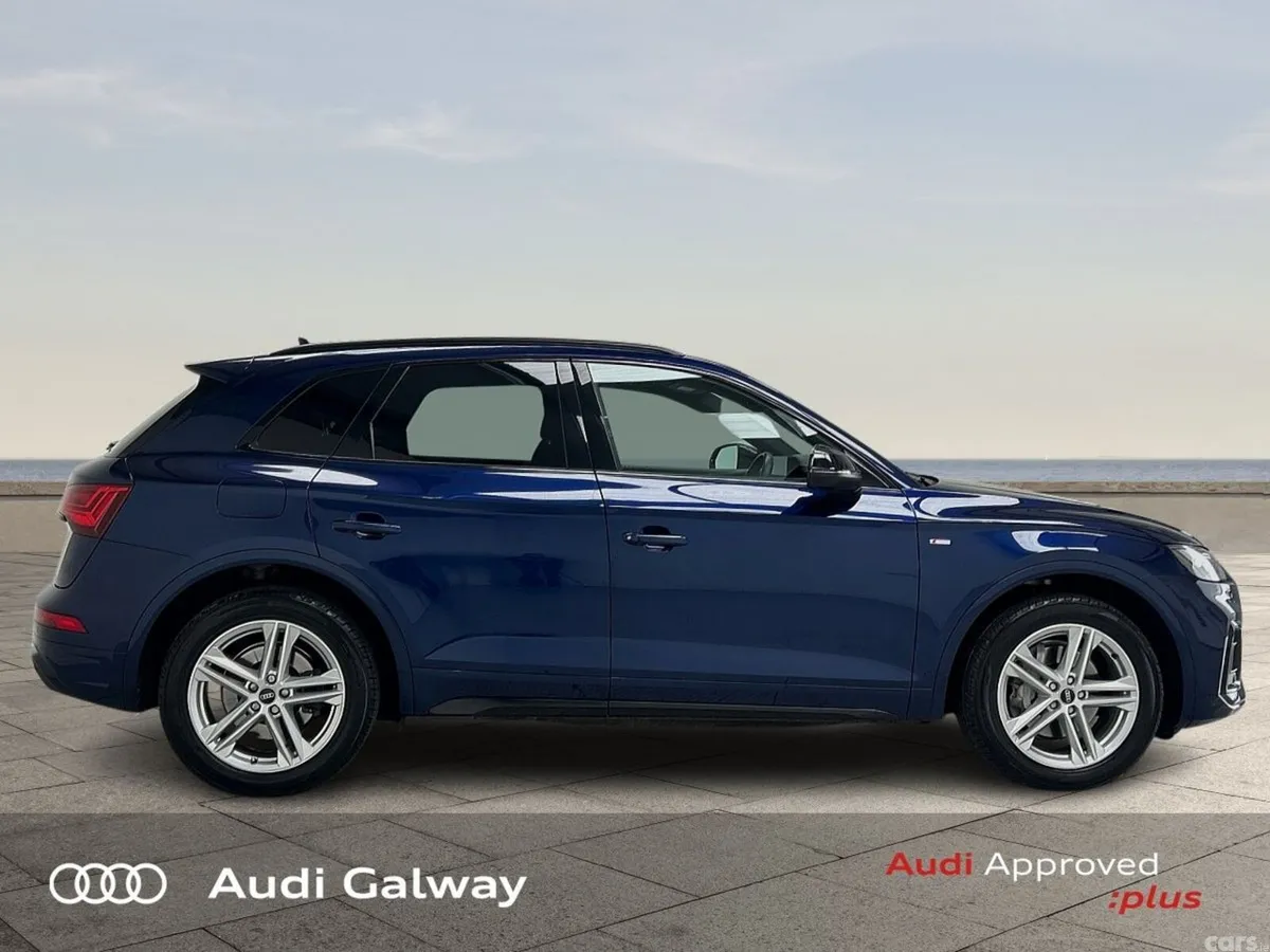 Audi Q5 SUV, Diesel, 2023, Blue