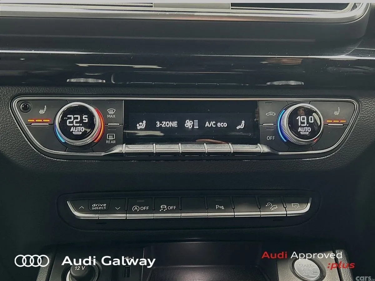 Audi Q5 SUV, Diesel, 2023, Blue
