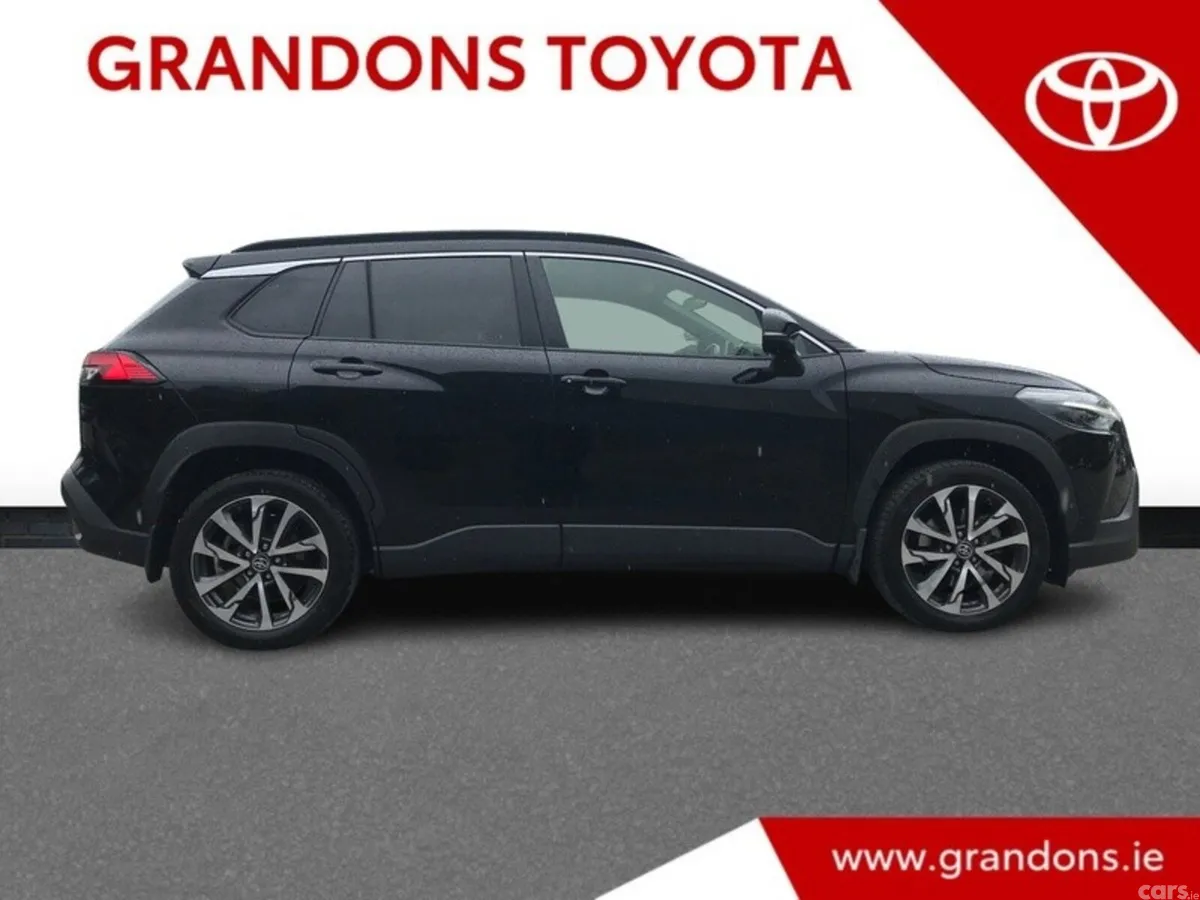 Toyota Corolla Cross Hatchback, Petrol Hybrid, 2024, Black