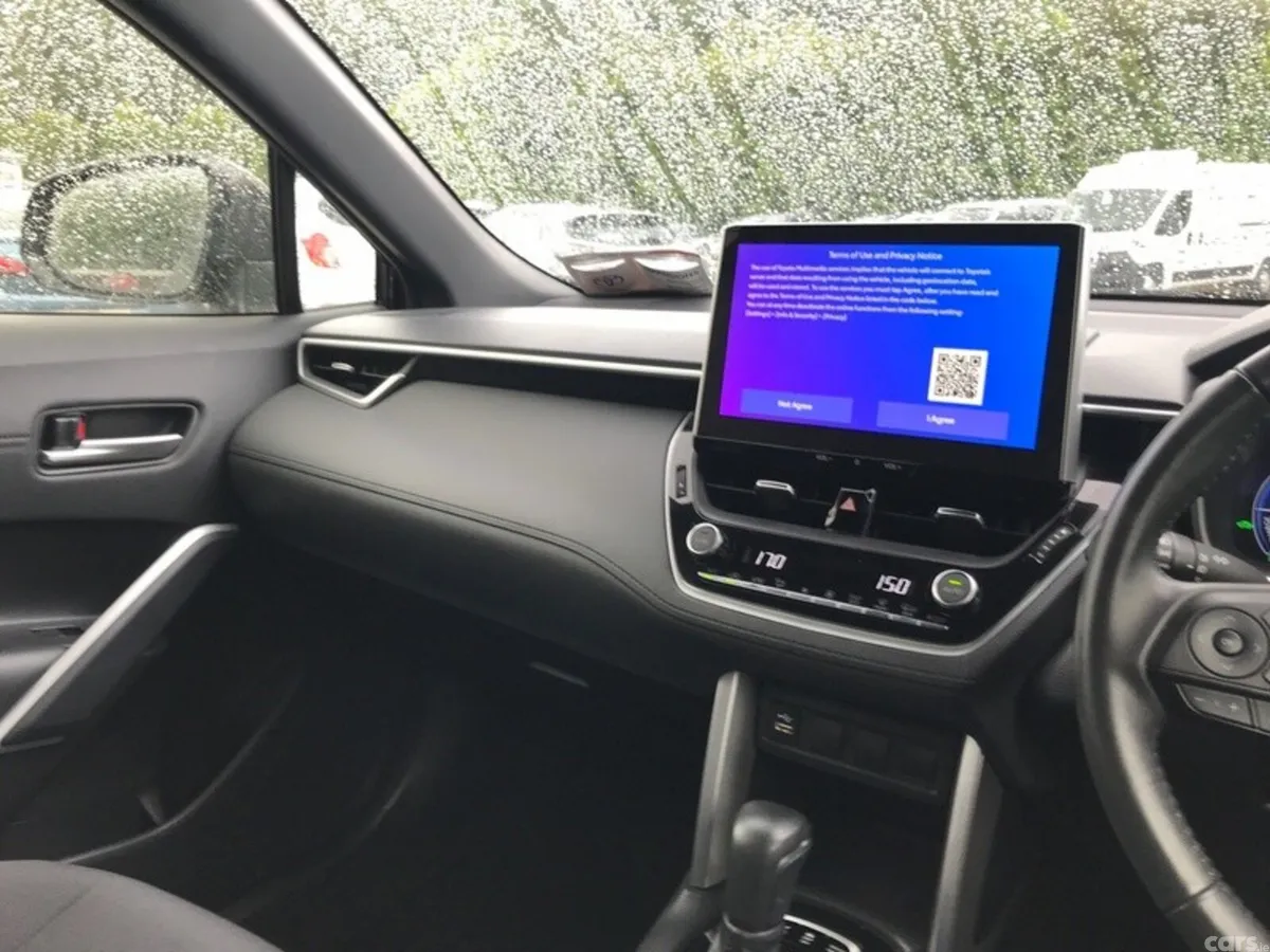 Toyota Corolla Cross Hatchback, Petrol Hybrid, 2024, Black