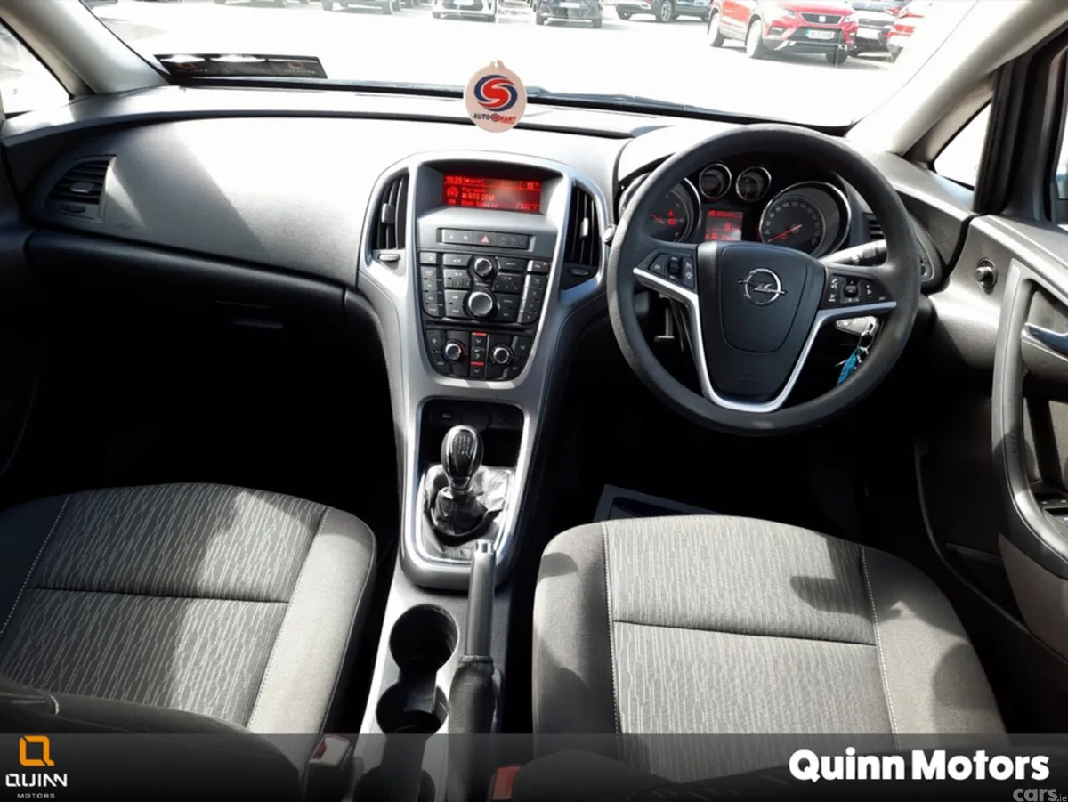 Opel Astra Saloon, Diesel, 2017, Grey