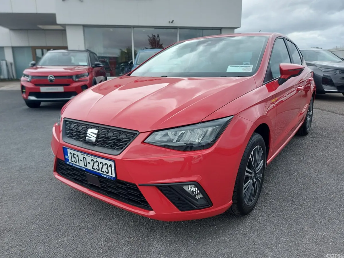 SEAT Ibiza Hatchback, Petrol, 2025, Red