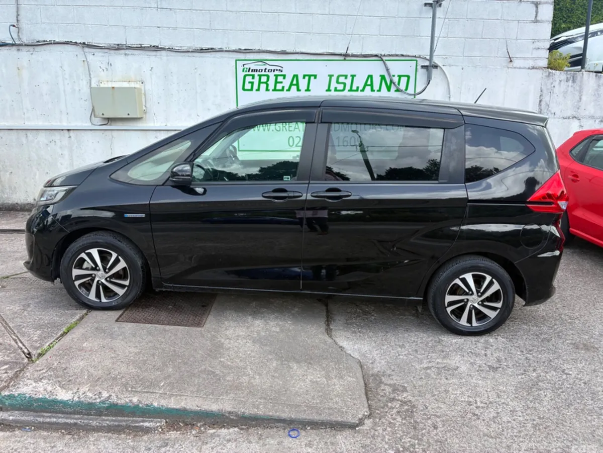 Honda Freed Hatchback, Petrol Hybrid, 2019, Black