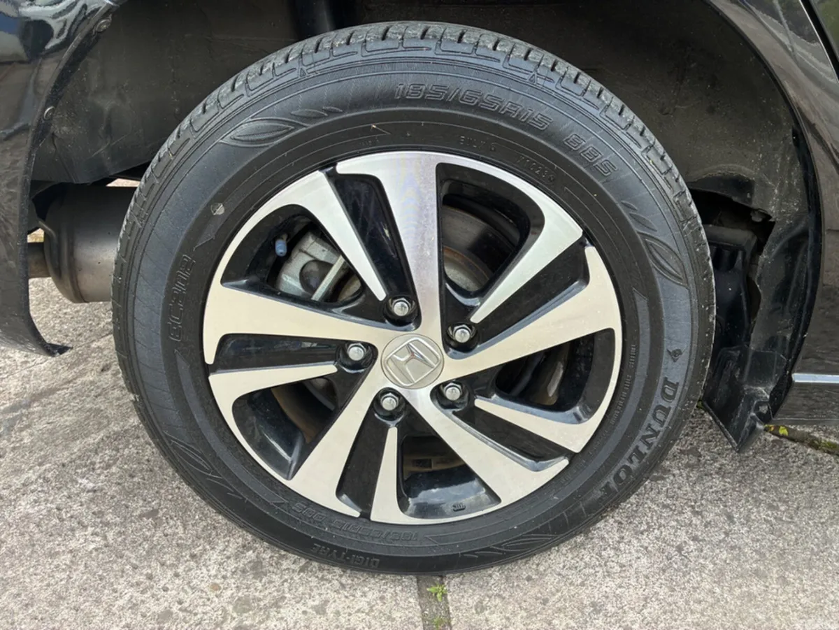 Honda Freed Hatchback, Petrol Hybrid, 2019, Black