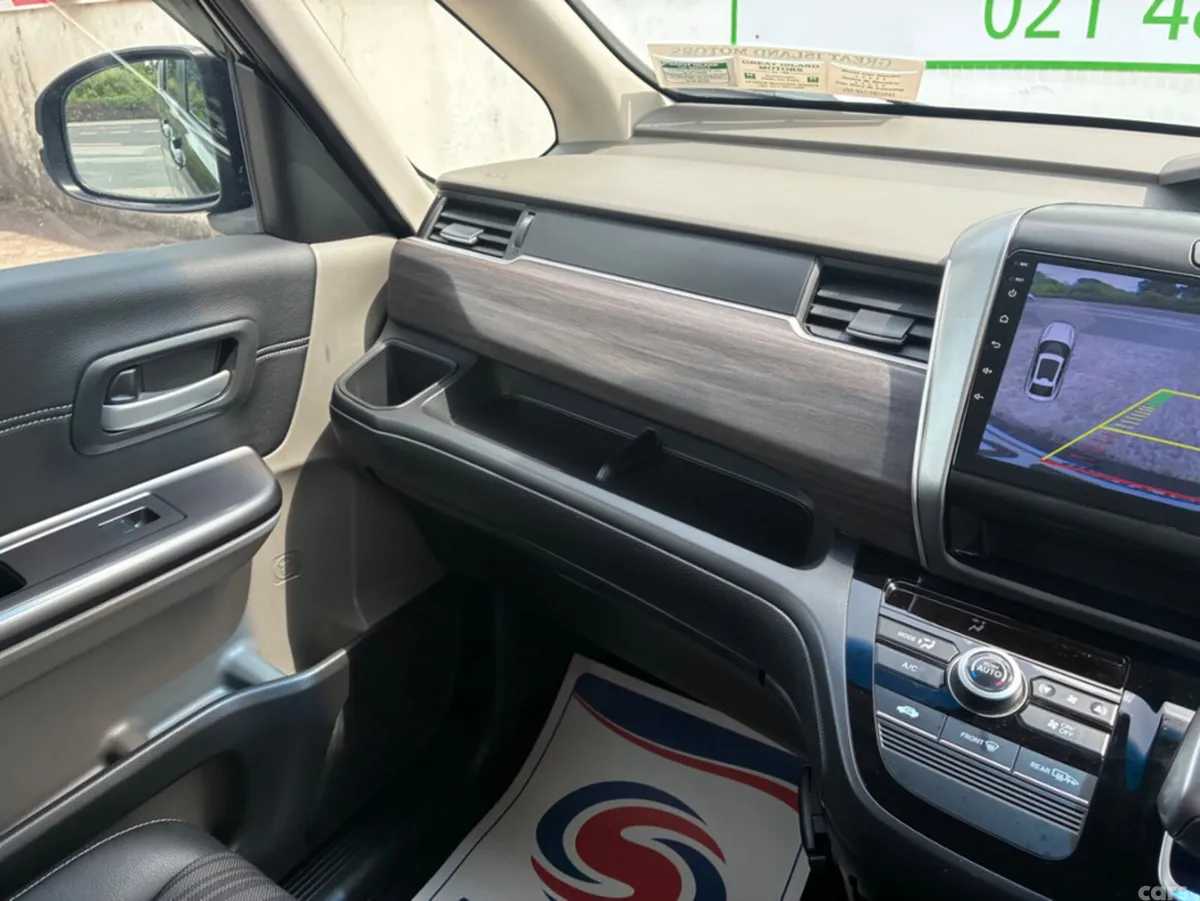 Honda Freed Hatchback, Petrol Hybrid, 2019, Black