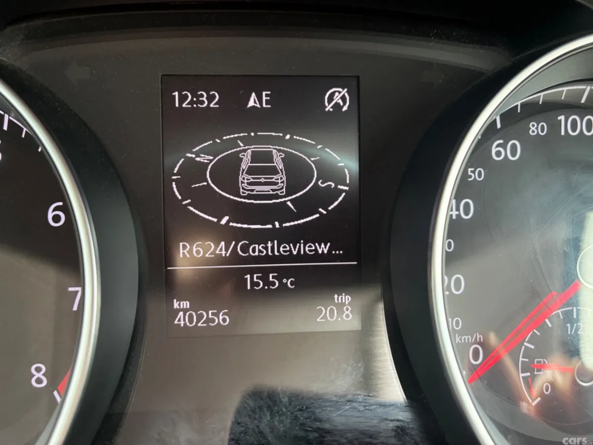 Volkswagen Golf Hatchback, Petrol, 2016, Red