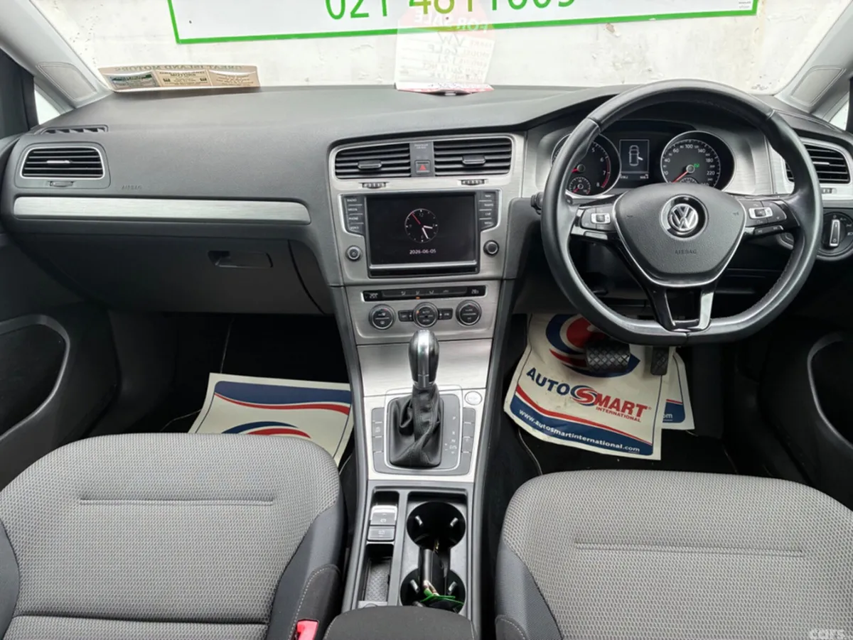 Volkswagen Golf Hatchback, Petrol, 2017, Blue