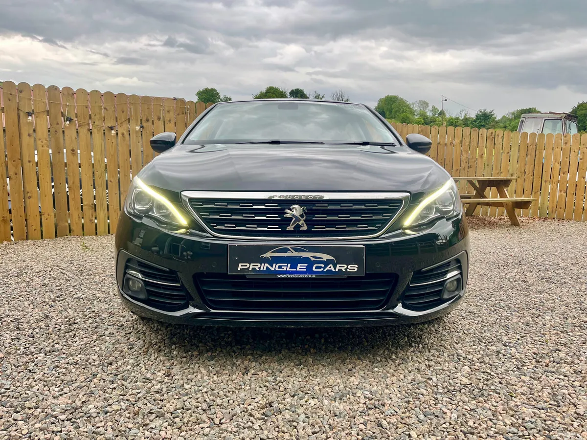 Peugeot 308 Hatchback, Petrol, 2019, Black