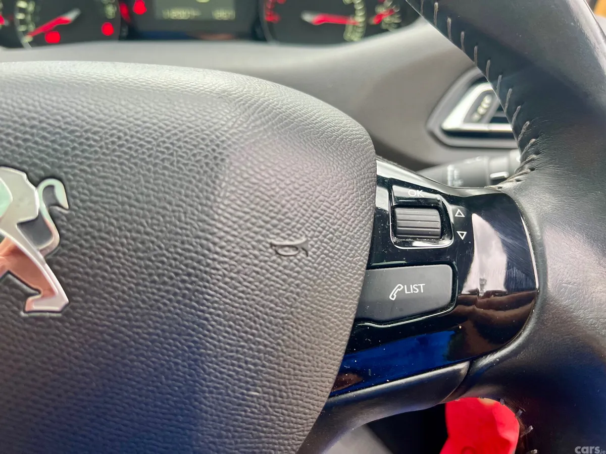 Peugeot 308 Hatchback, Petrol, 2019, Black