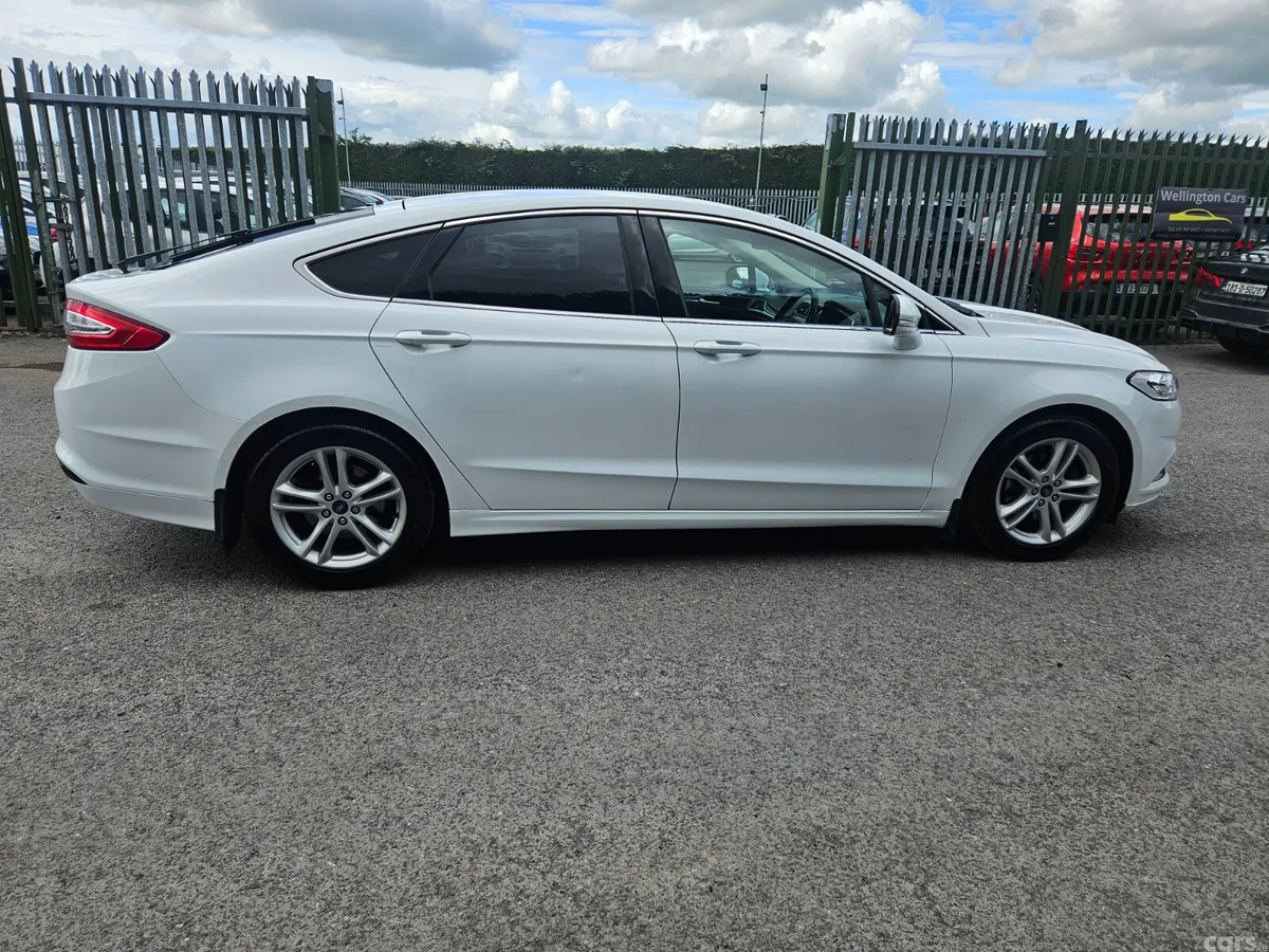 Ford Mondeo Hatchback, Diesel, 2018, White