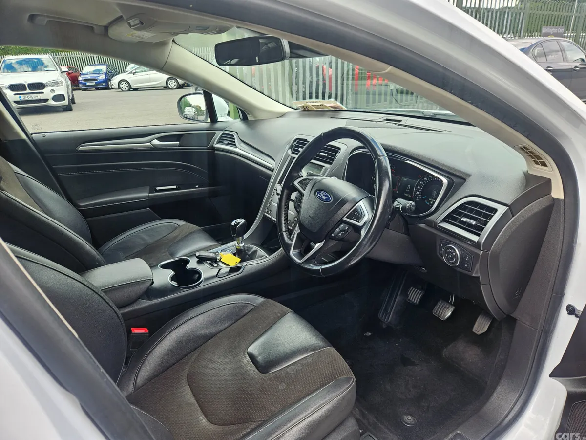 Ford Mondeo Hatchback, Diesel, 2018, White