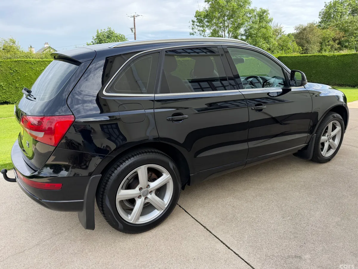 Audi Q5 SUV, Diesel, 2011, Black