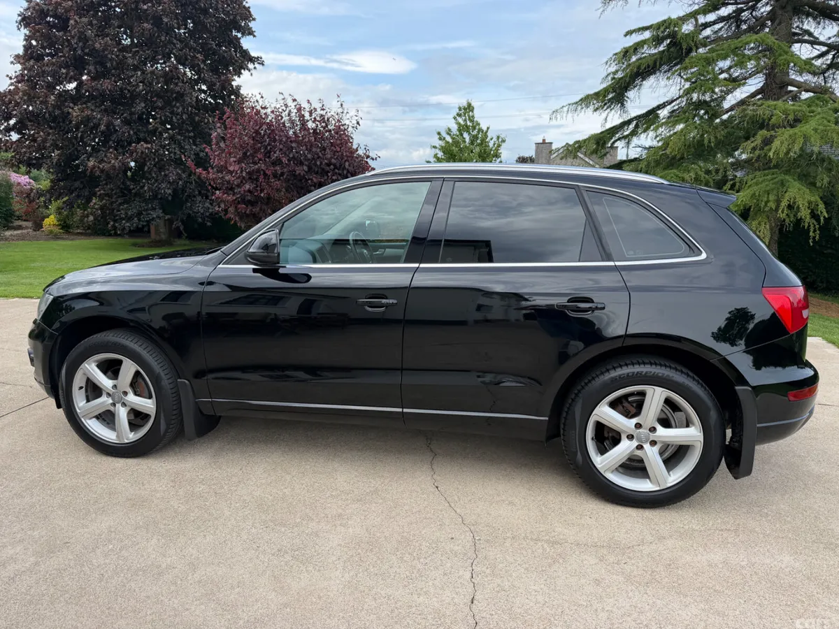 Audi Q5 SUV, Diesel, 2011, Black