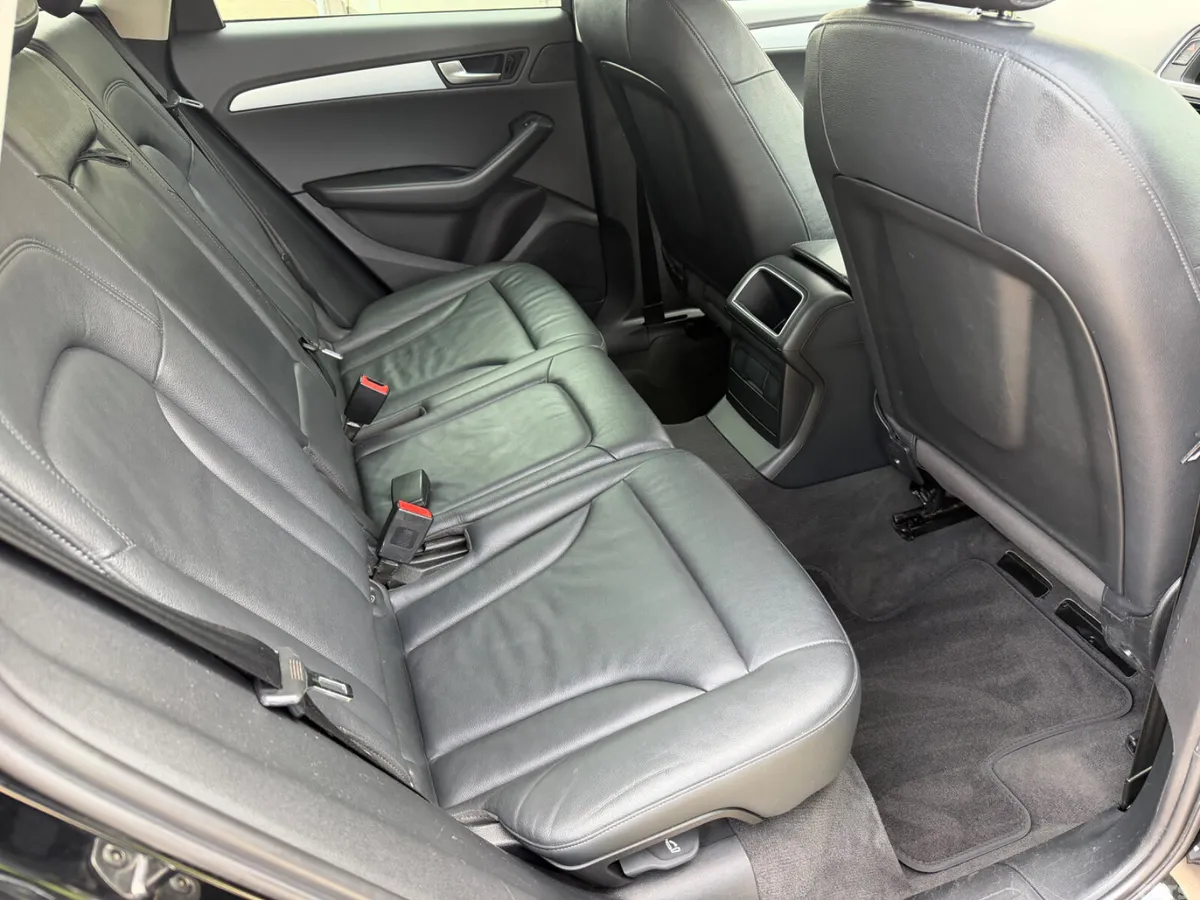 Audi Q5 SUV, Diesel, 2011, Black
