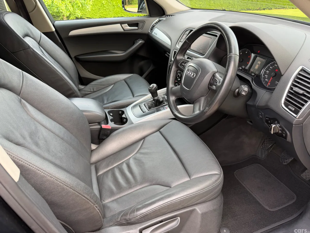 Audi Q5 SUV, Diesel, 2011, Black