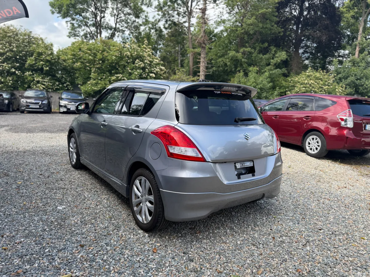 Suzuki Swift Hatchback, Petrol, 2016, Grey
