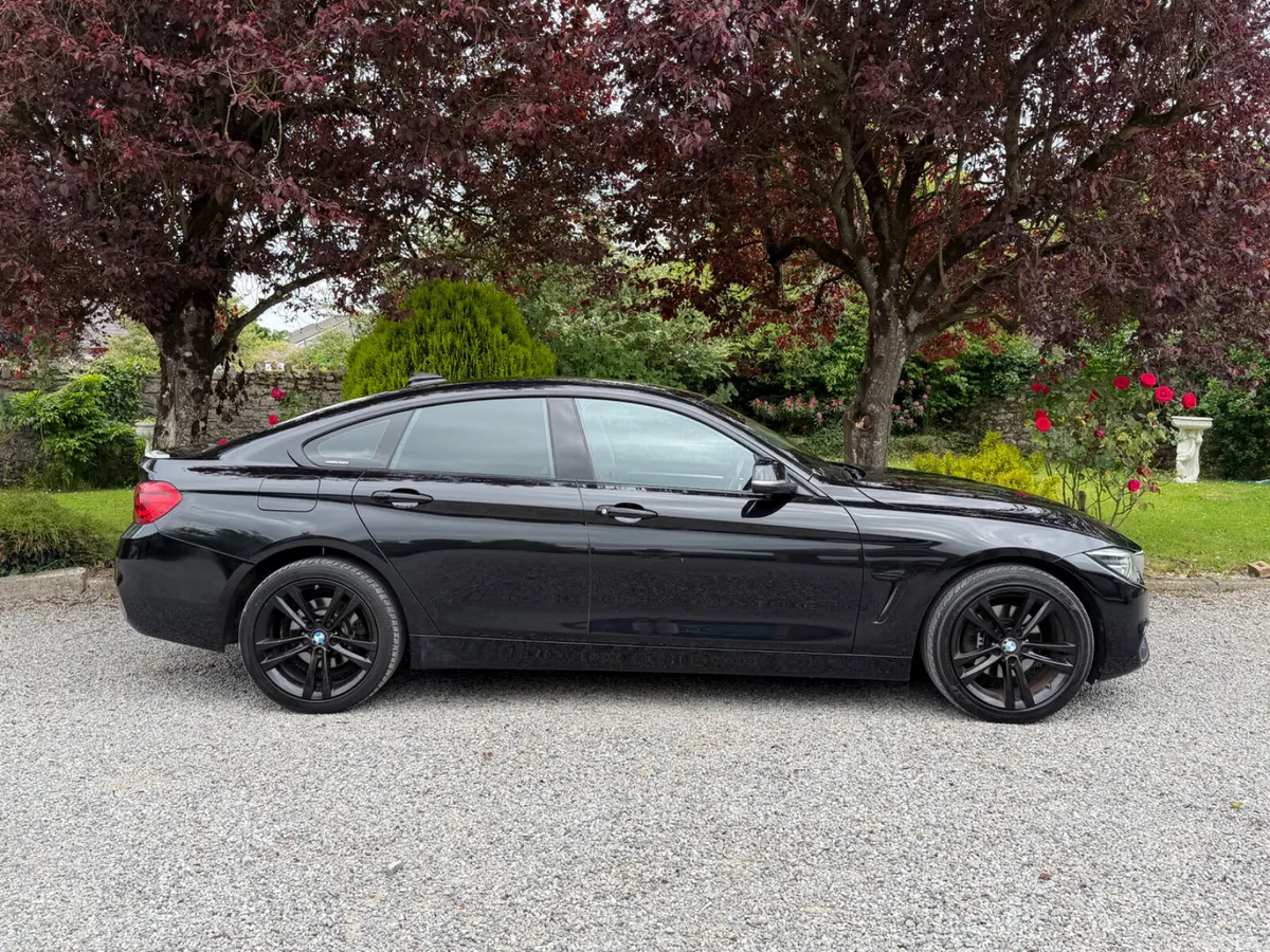 BMW 4-Series Coupe, Diesel, 2018, Black