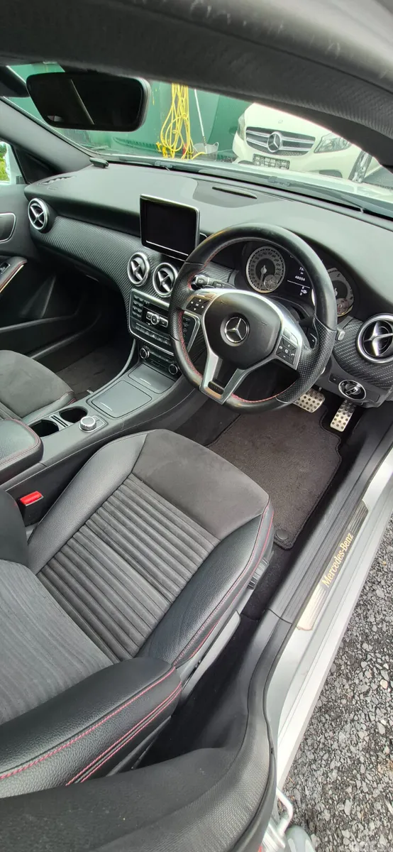 Mercedes-Benz A-Class Hatchback, Petrol, 2013, Silver