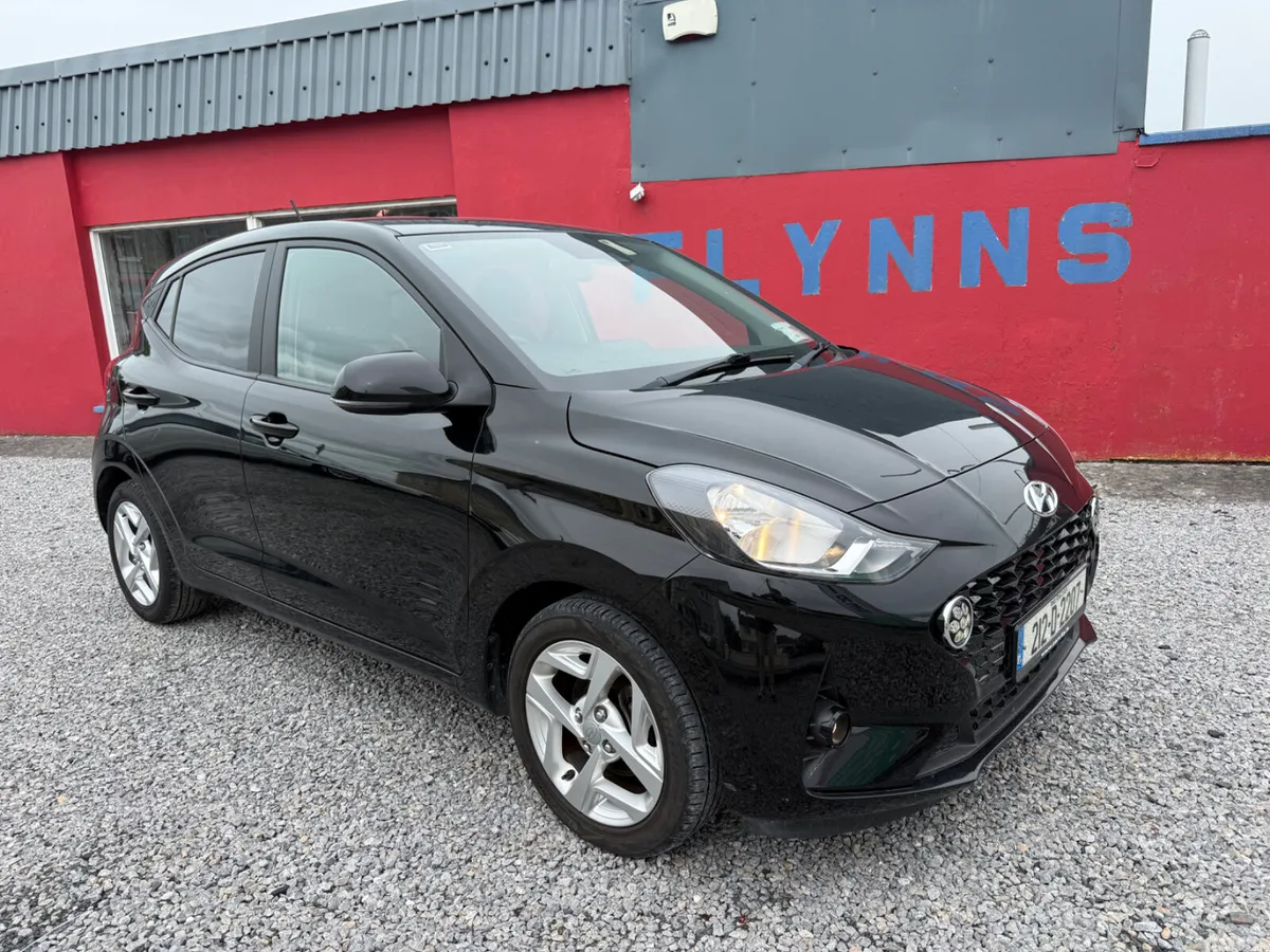 Hyundai i10 Hatchback, Petrol, 2021, Black