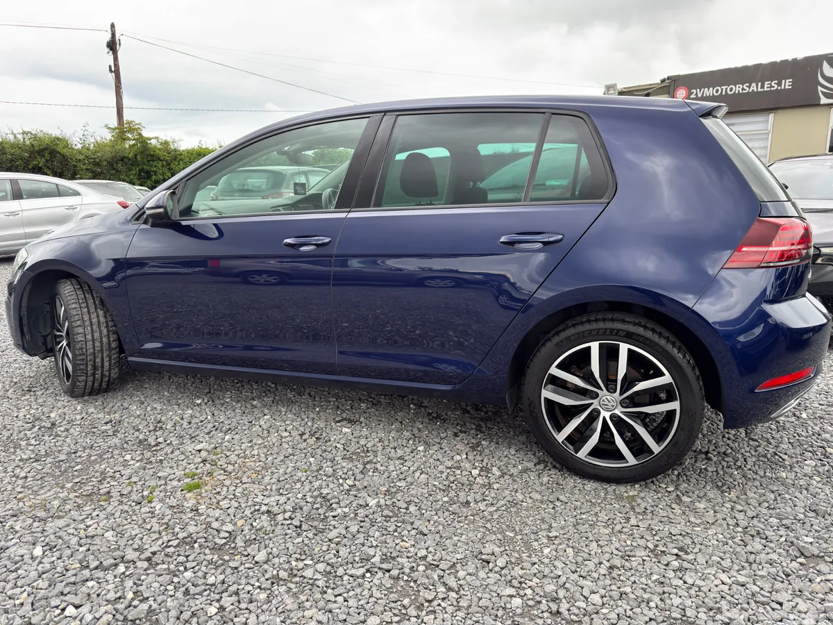 Volkswagen Golf Hatchback, Petrol, 2018, Blue