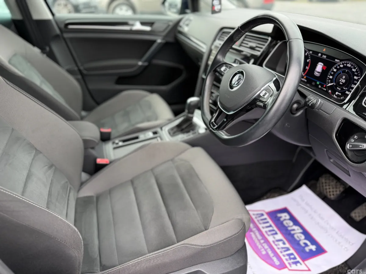 Volkswagen Golf Hatchback, Petrol, 2018, Blue