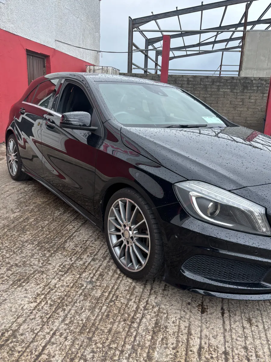 Mercedes-Benz A-Class Hatchback, Petrol, 2015, Black