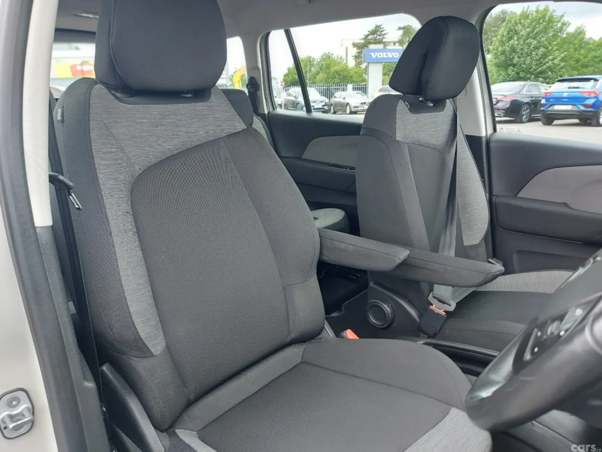 Citroen Grand C4 Picasso MPV, Diesel, 2017, Brown