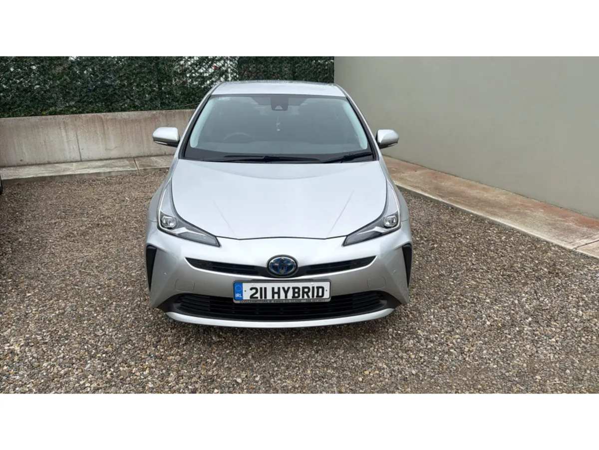 Toyota Prius Hatchback, Petrol Hybrid, 2021, Silver