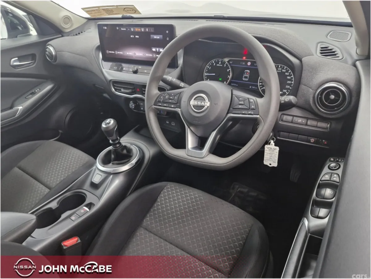 Nissan Juke MPV, Petrol, 2025, Grey