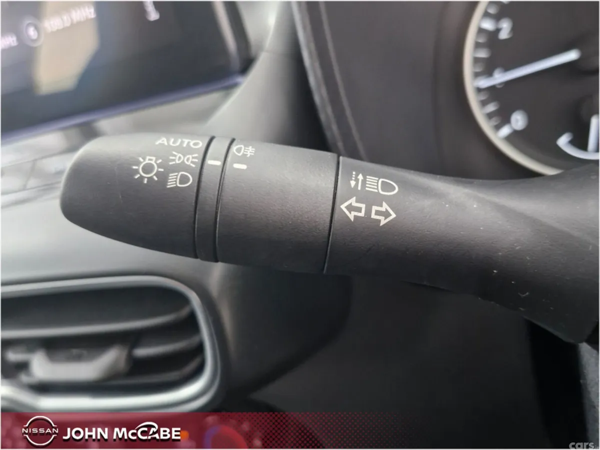 Nissan Juke MPV, Petrol, 2025, Grey