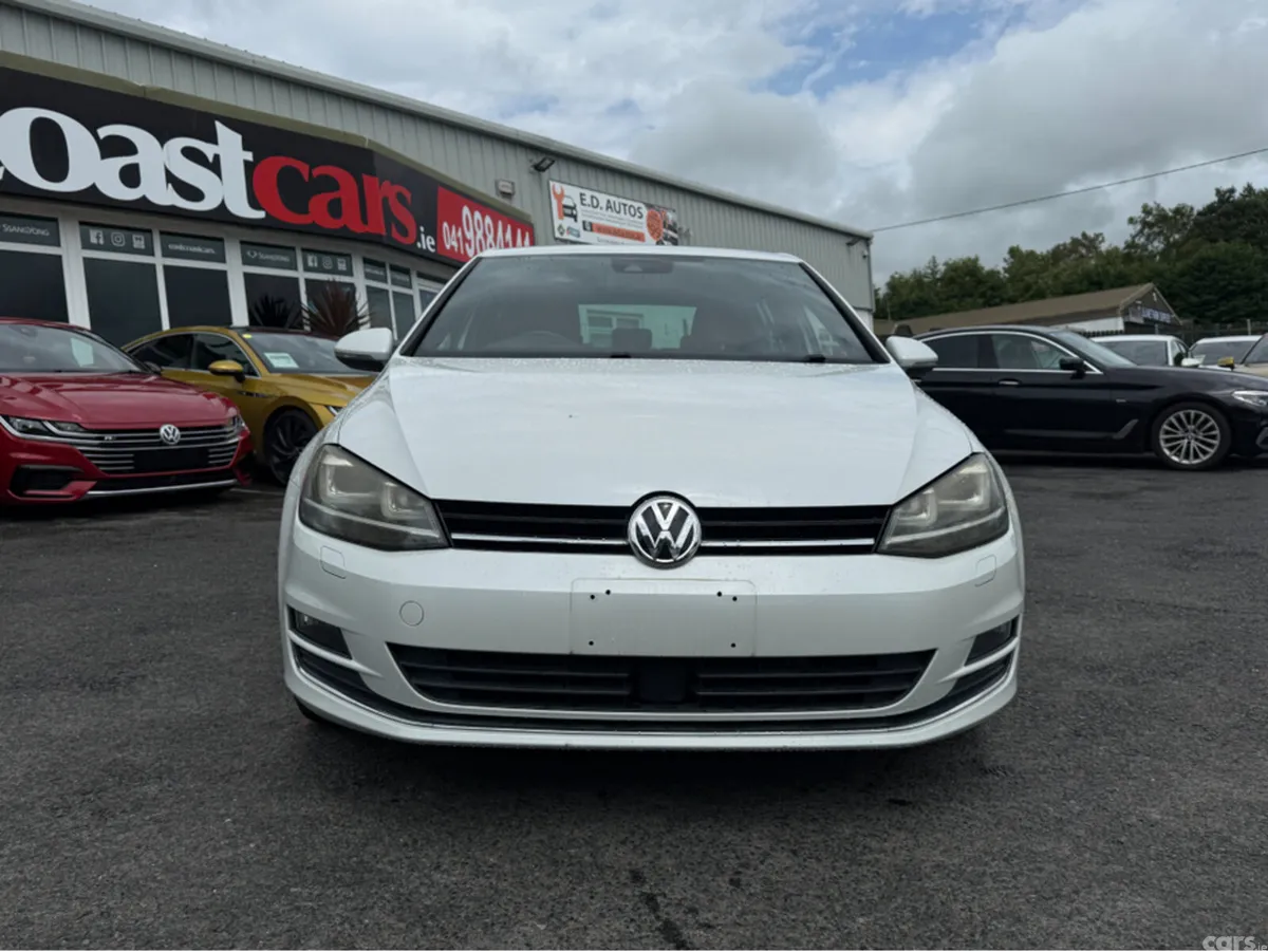 Volkswagen Golf Hatchback, Petrol, 2016, White