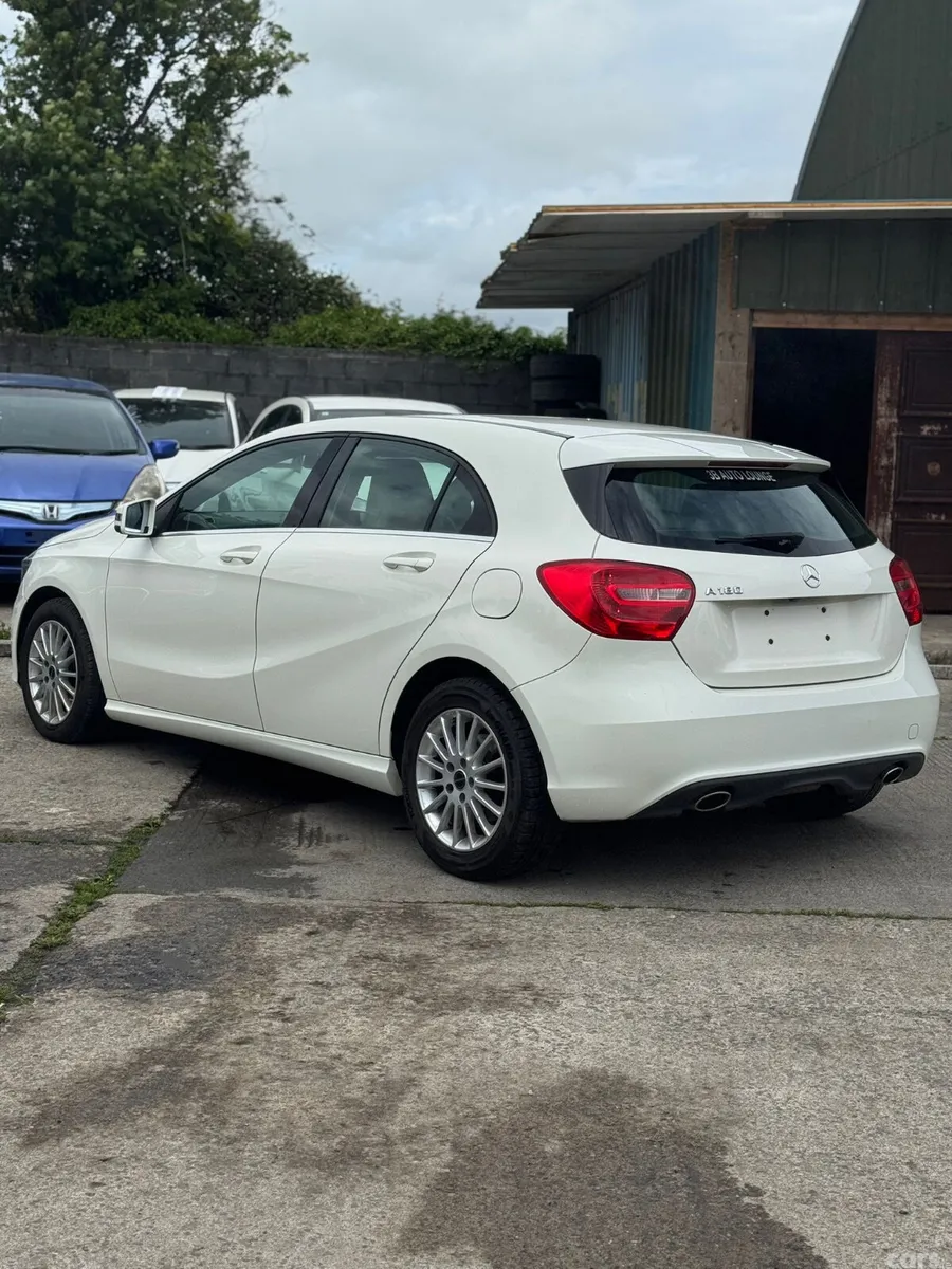 Mercedes-Benz A-Class Hatchback, Petrol, 2014, White