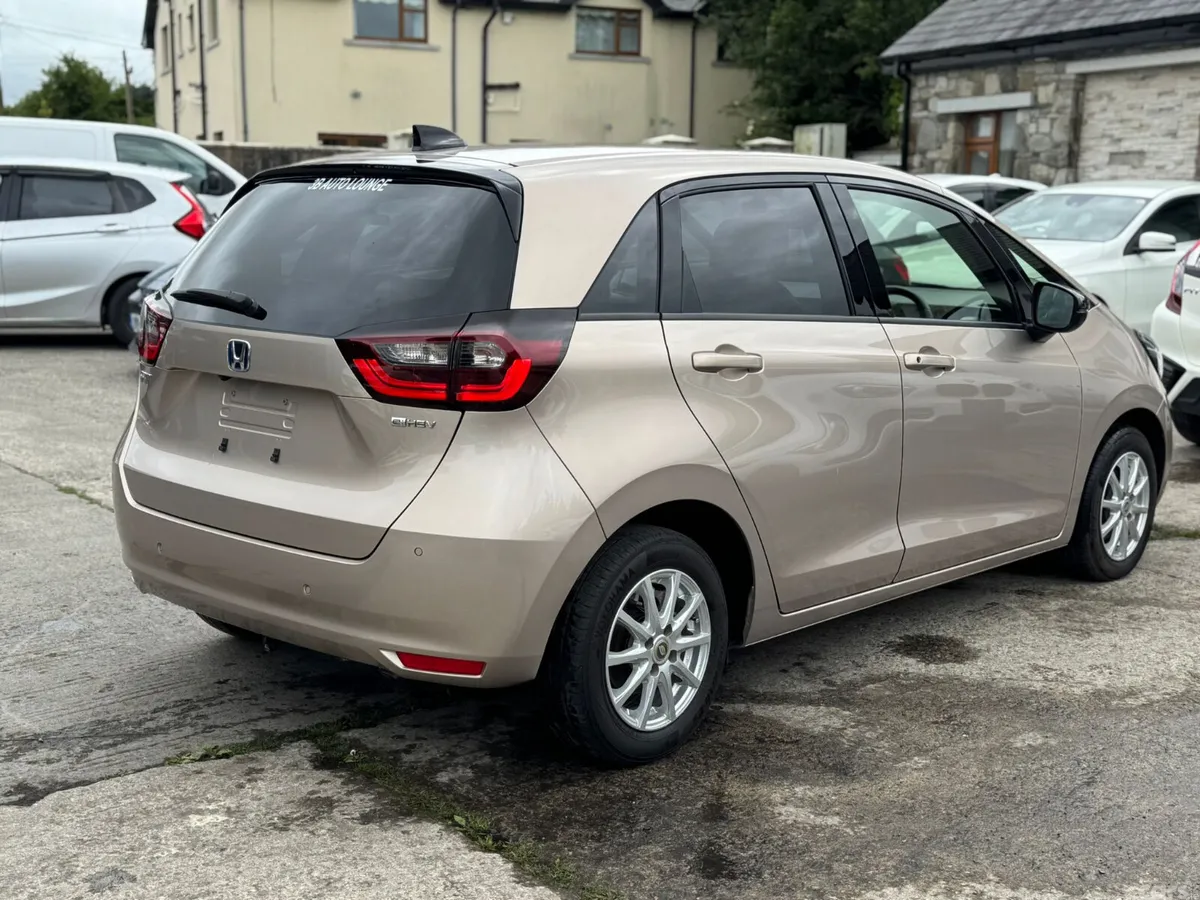 Honda Fit Hatchback, Petrol Hybrid, 2022, Gold