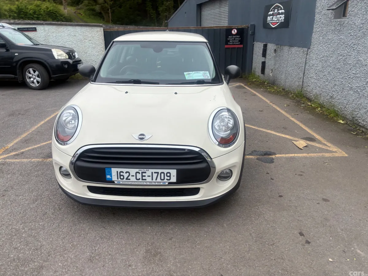 Mini One Hatchback, Diesel, 2016, White