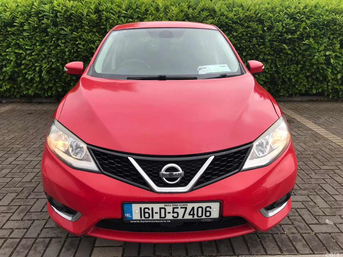 Nissan Pulsar Hatchback, Diesel, 2016, Red