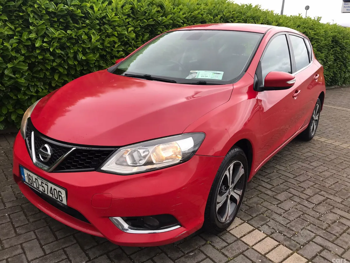 Nissan Pulsar Hatchback, Diesel, 2016, Red