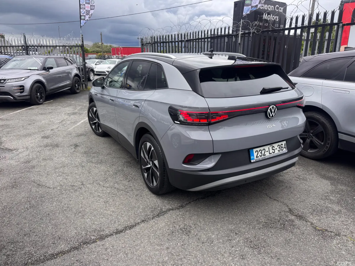 Volkswagen ID.4 Estate, Electric, 2023, Grey