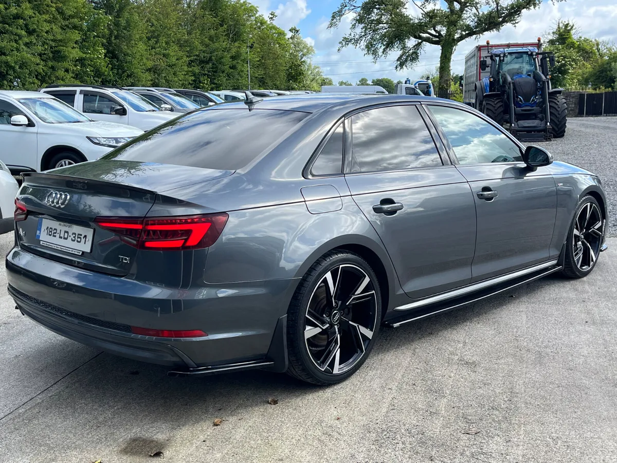 Audi A4 Saloon, Diesel, 2018, Grey