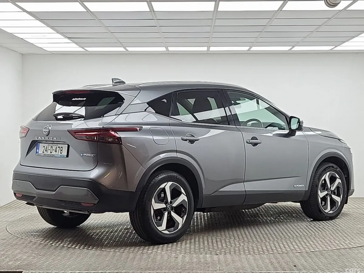 Nissan Qashqai MPV, Petrol, 2024, Grey